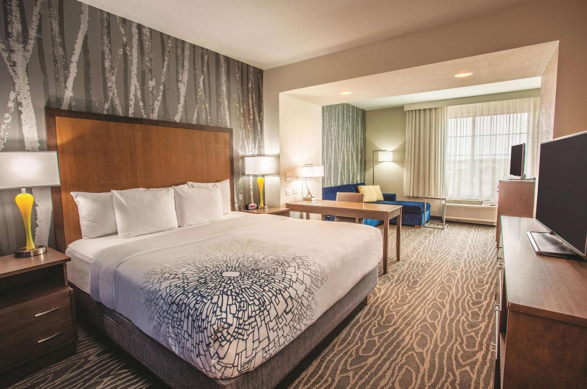 Executive King Room,1500680329:JPEG